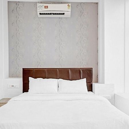 Collection O Sigma Inn Surate Exterior foto